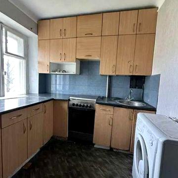 Продам под ремонт 2к кв Нагорный Соборный рн. Правый берег Днепр