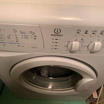 Сдам 1 ком.кв в центре города !