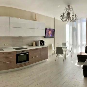 Аркадійське плато вул. (Гагаринське плато), 5/2