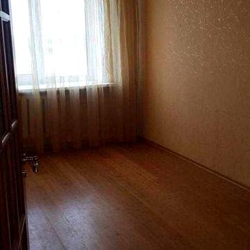 Продам дешеву 3 кімнатну квартиру, в гарному житловому стані.