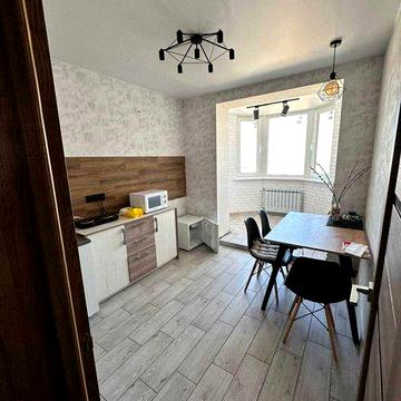 Продається  трьохкімнатна квартира в Корабельному районі + паркомісце!