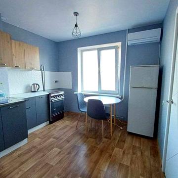 Сдам кавртиру від власника біля ПАНОРАМИ