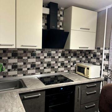 Оренда 2 кв.вул сумгаітська  23/3