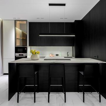 Богдана Хмельницького вул., 80