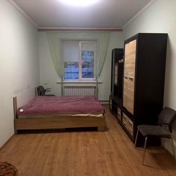 Здам 1/2б з окремим двором,в Ворзелі; дві кімнати,гарний стан.Вільно.