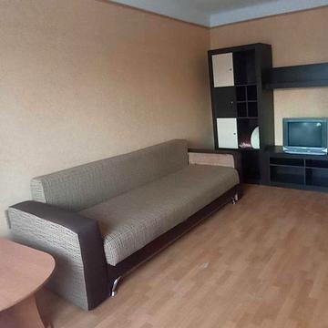 Продам 2-кімн. квартиру з окремими кімнатами в Святошинському районі