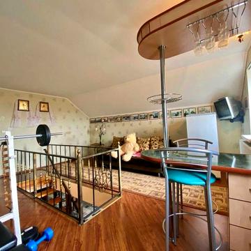 Оренда частини будинку (ціна з комунальними) 2342