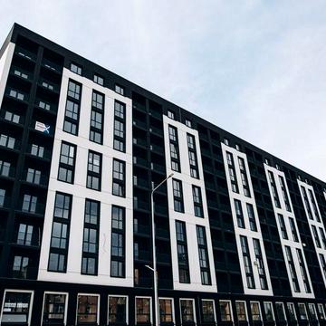 2 кімнатна в зданому будинку видова ,центр ЖК Квартал 5