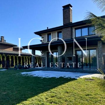 Будинок в закритому котеджному містечку с Ходосівка