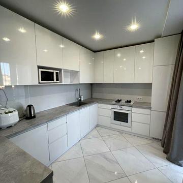 Оренда 2-кім.квартири вул.Дж.Вашингтона.Ціна:600$.