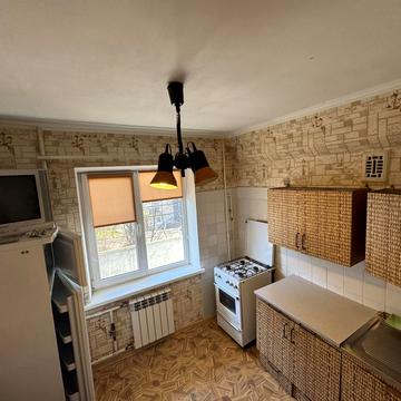 Леся Курбаса просп., 10-Ж