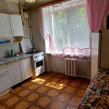 На 1,2 місяці можливо робочим  2х кім квартири