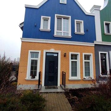 Таунхаус  з ремонтом та меблями за 125000$ в Лісках