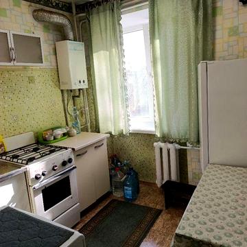 Здаю 2 кім кв Центр косметичний ремонт, меблі, техніка