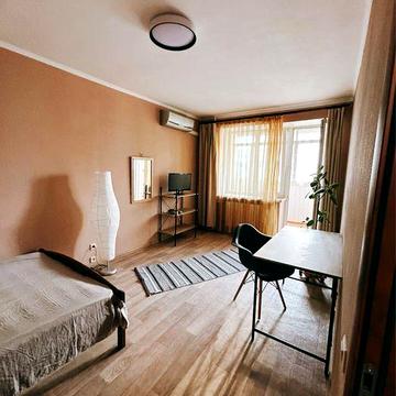 Продам 1к квариру. Центр. парк Шевченко. Дмитрия Донцова