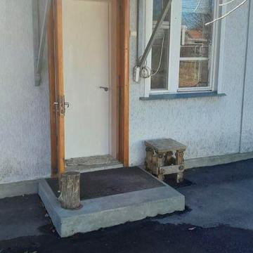 Здається в оренду частина будинку р-н  1-ї лікарні.