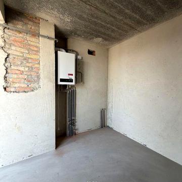 Продається однокімнатна квартира в зданому будинку