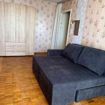 Оренда 2к Булаховського 40, М АКадеммістечко