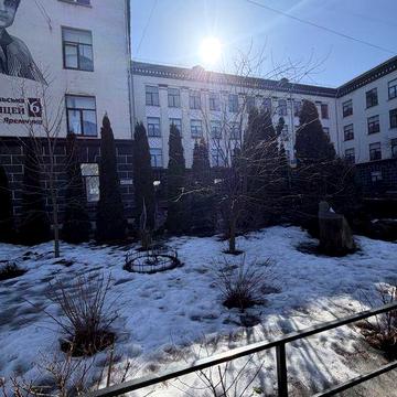 Оренда 1 кім. перша здача 12 000 грн, вул. Чернівецька