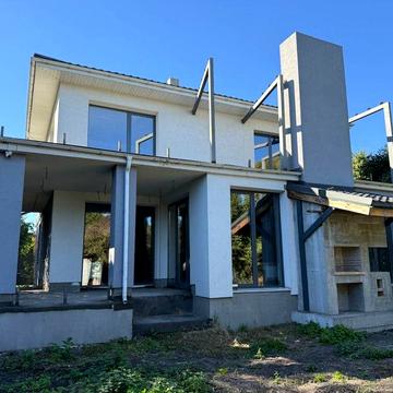 Будинок в Києві, Воскресенські сади, 182 м