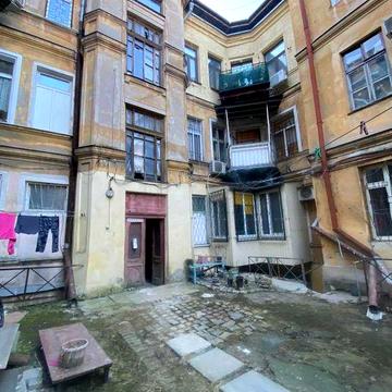 2-кімнатна квартира в центрі!