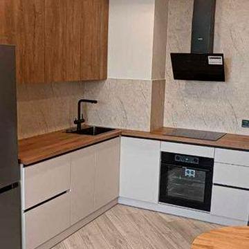 60 Жемчужина, Краснова, С ремонтом, мебелью.