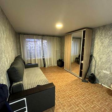 Здається кімната в гуртожитку