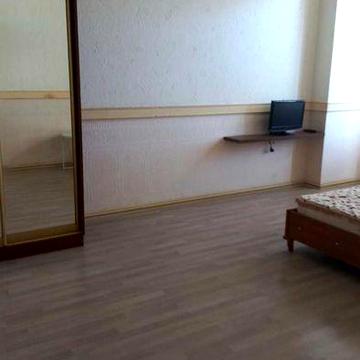 Сдам 1 комн. квартиру на  Крайней, Ленпоселок