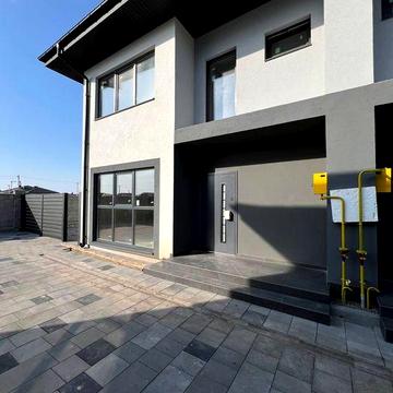 Продам якісно збудований котедж. Р-н Газовик. Без комісії для покупця