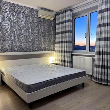 Видова євродвушка 52м2 | вул  Ревуцького 9 | метро Харківська, Позняки