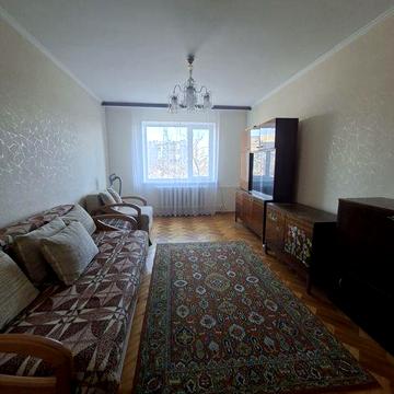 Оренда трьохкімнатної  квартири Київська 5