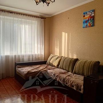 Продам світлу квартиру біля річки