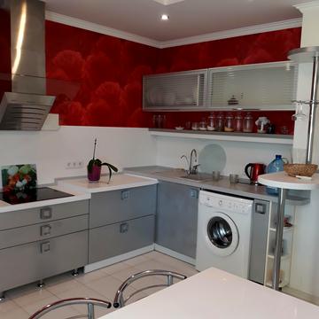 Львівська вул., 22