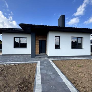 Будинок новобудова Боголюби зміїнець !