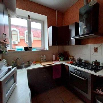 Сдам 3х комнатную квартиру в закрытом уютном дворе на Пишоновской!