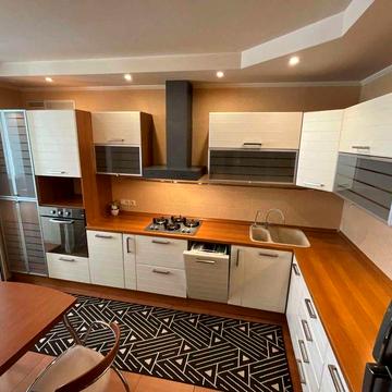 Аренда 3-комнатная квартира на ул. Артековская