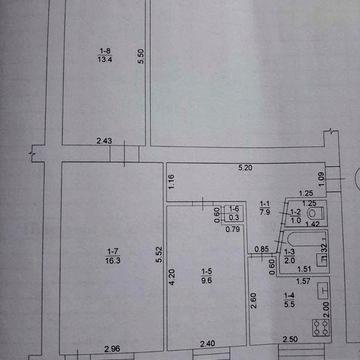 Продається трикімнатна квартира