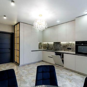 Сдам 2 -кімнатну квартиру з дизайнерським ремонтом (генератор)