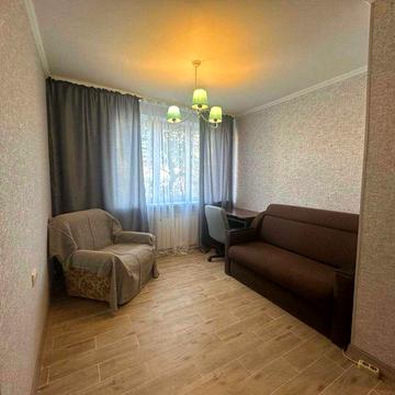 Продам 1 к Вадима Гетьмана 26Б   Шулявка КПІ