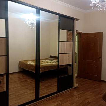 Здається 3 кімнатна квартира