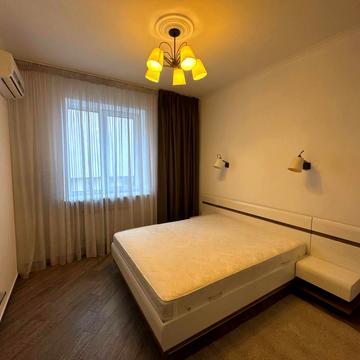 Рогнідинська вул., 5/14