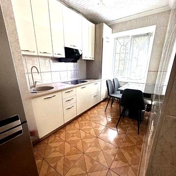 Сдам 3х ком Тополь 3