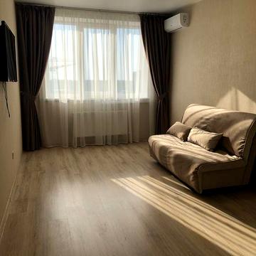 Сдам долгосрочно двустороннюю 1-ком.квартиру в ЖК «Одесские Традиции»