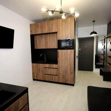 Аренда смарт квартири Брожка 70