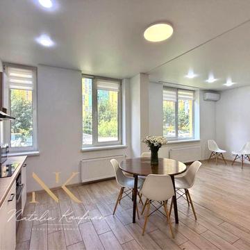 Продаж 3 к кв 87 м2. Комфорт Таун ЖК Комфорт Таун