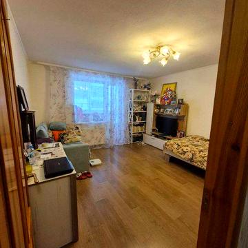 Продам  1 к. кв Павлово Поле