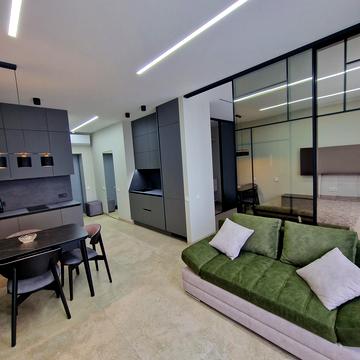 Набережна Перемоги вул., 7