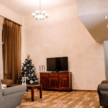 Богдана Хмельницького вул., 26-Б