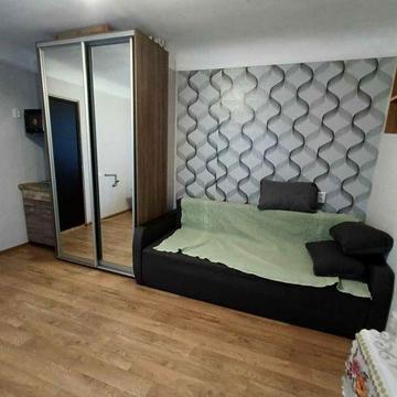 Поділ. 1к в гуртожитку. техніки немає!