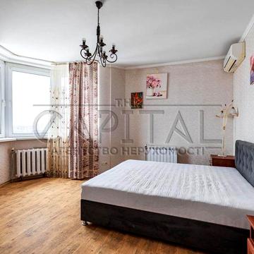 Продаж квартири, вул. Сімї Стешенків, Святошинський р-н